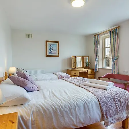 The Moat On The Greenway Dungarvan (Waterford)