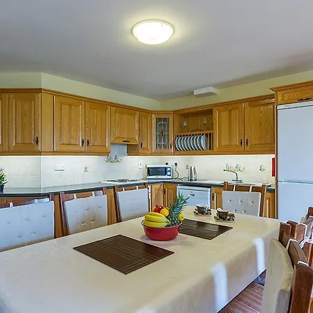 The Moat On The Greenway Apartament *